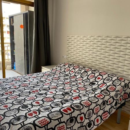Apartamento Салоу Экстерьер фото